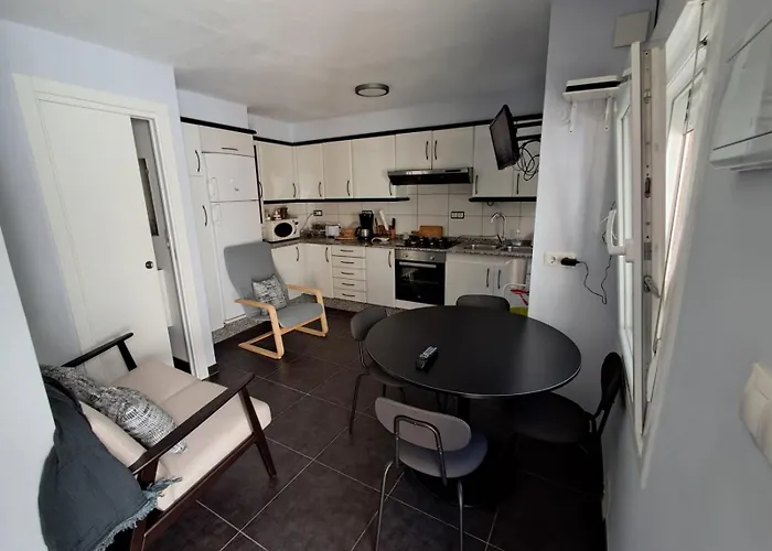 Casa Del Carmen Дом отдыха Мурос